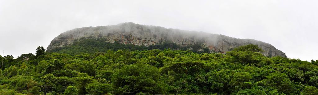 Mount Azimbo Lodge Louis Trichardt Exterior foto